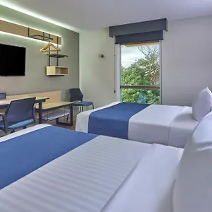 Отель Express By Marriott